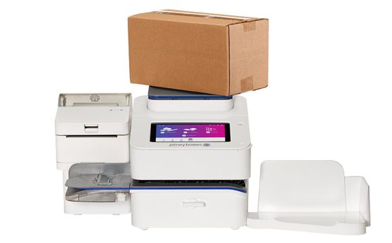 SendPro+ Frankiermaschine mit Paketstation 