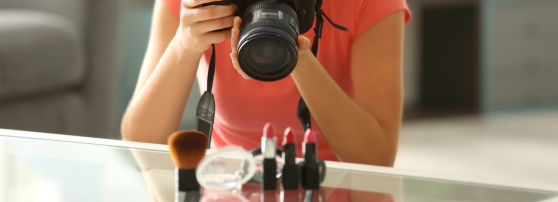 girl with camera